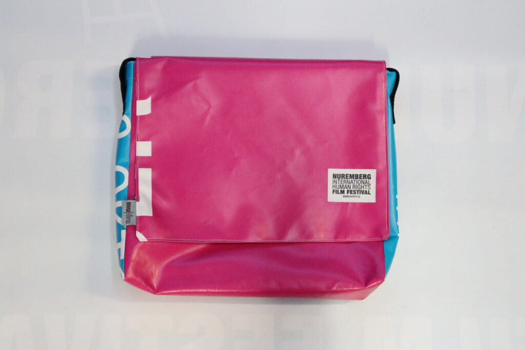 NIHRFF Upcycling Messenger Bag 03 pink/cyan